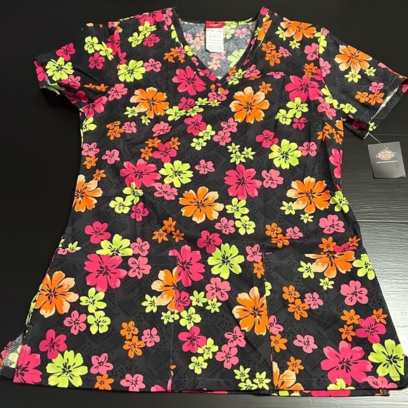 Dickies scrub top - Picture 1 of 6